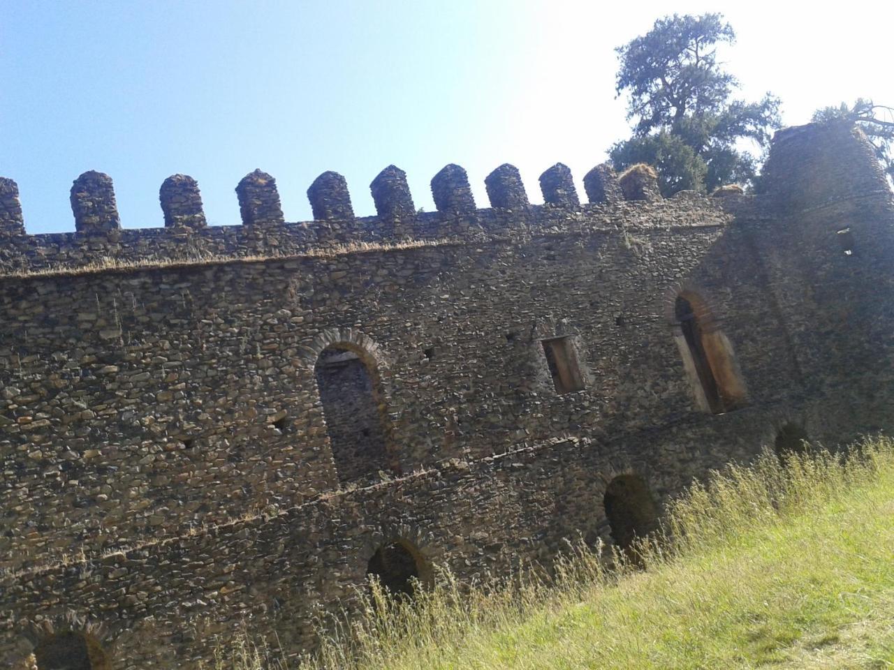 Caron Pension Bahir Dar Bagian luar foto